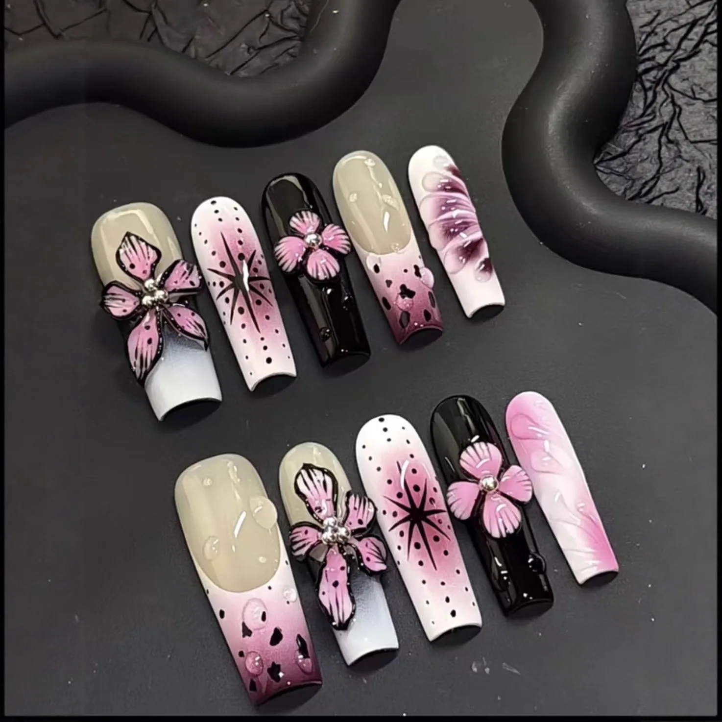 

10PCS Handmade Dopamine French Nails 3D Carved Flower Press on Nails Hot Girl European Style Light Luxury Elegant Wear Nail Art