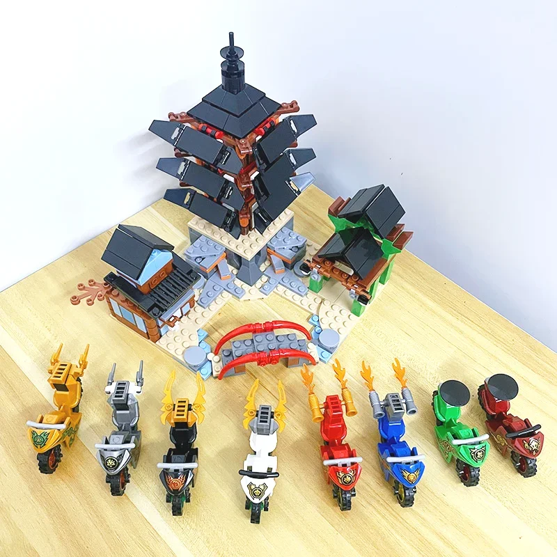 650+pcs MOC Temple of Airjitzu and Moto Model Building Blocks Toys