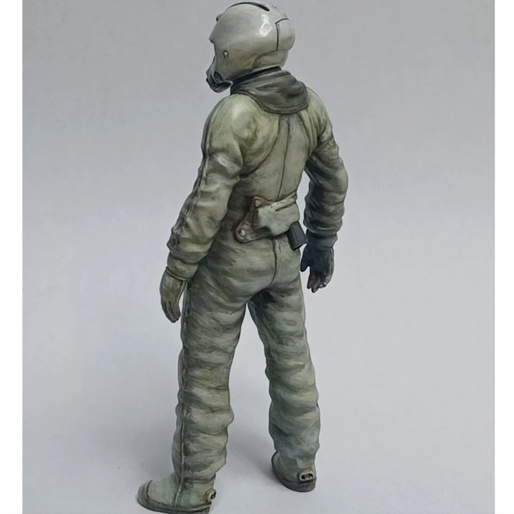 1/20 Scale Die Cast Resin Model Assembly Kit Resin Figure Mercenary Space Pilot Unpainted Free Shipping