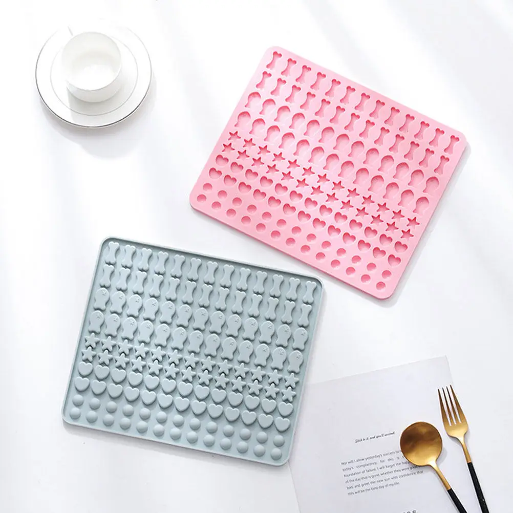 Sturdy Safe Silicone Baking Mold Round Shape Pet Biscuit Mold for Dogs Puppy Treats Dessert Making Housewarming Gift Kitchen