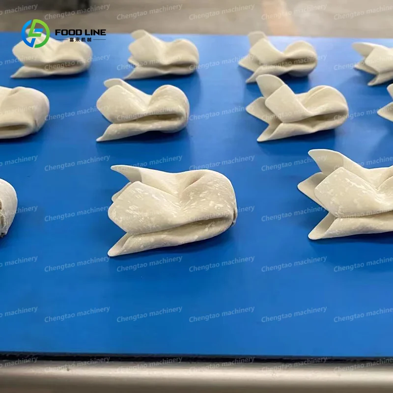 تستخدم المصنع ماكينة صنع Siomai اليدوية ذات السعة العالية لأفضل جودة