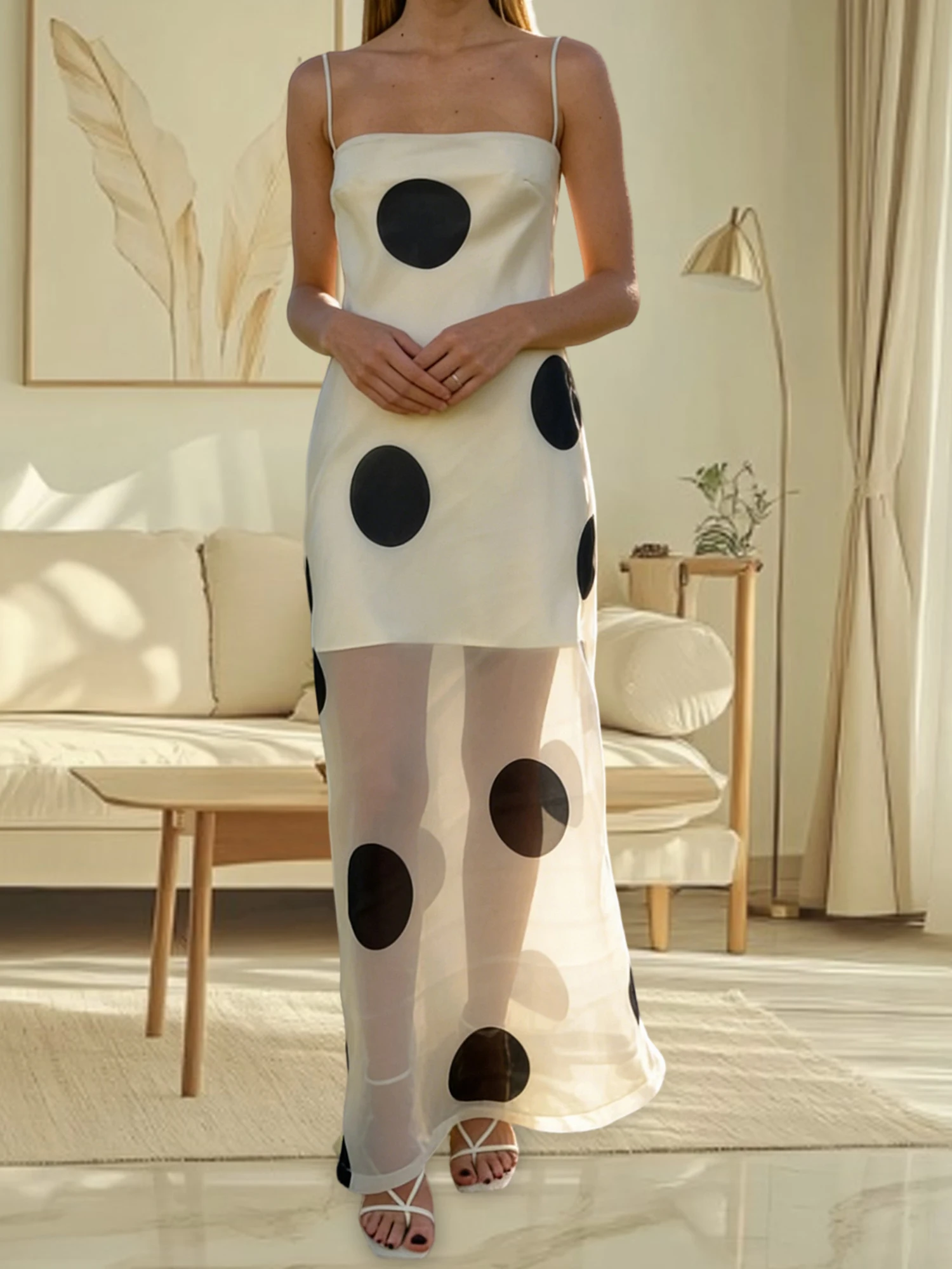 조절 가능한 스파게티 스트랩이 있는 우아한 꽃무늬 맥시 드레스 패셔니스타를 위한 여성 여름 민소매 메쉬 캐미 드레스