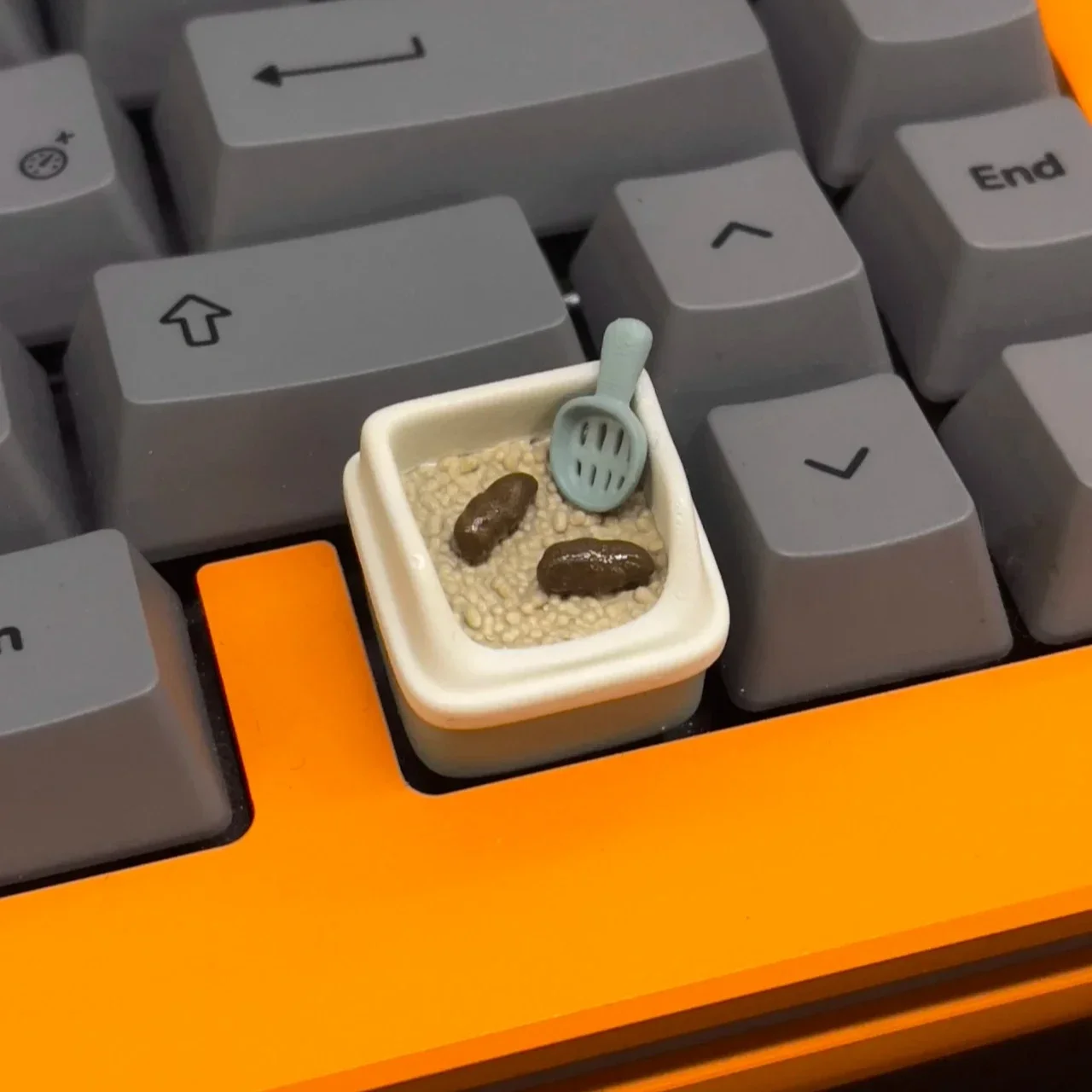 Cat litter box keycap shit shoveling officer funny cat shit  creative mechanical for friends