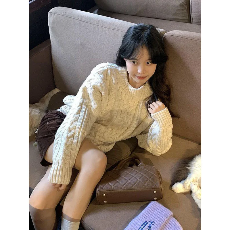 

Women Knitting Sweater 2025 Autumn Winter Korean Sweater Cable Knit Crew Neck Soft Loose Slouchy Figure Flattering Pullover
