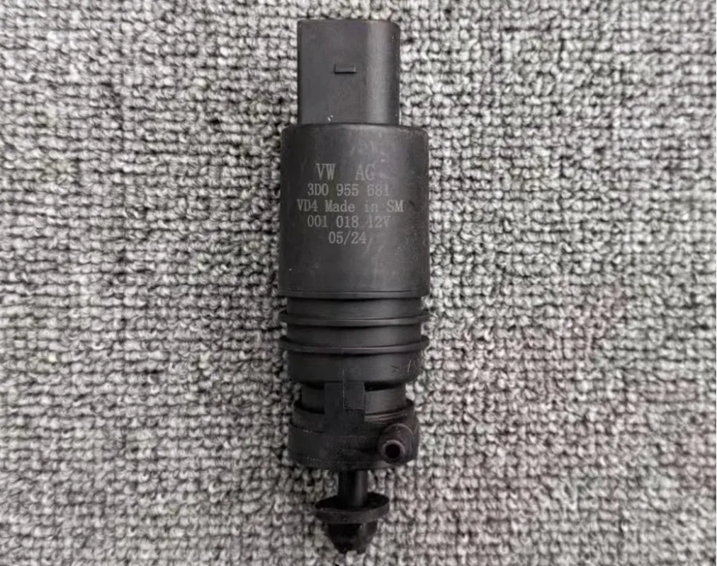 

Windshield Washer Pump Motor for Volkswagen Phaeton Audi A8L D3 S8