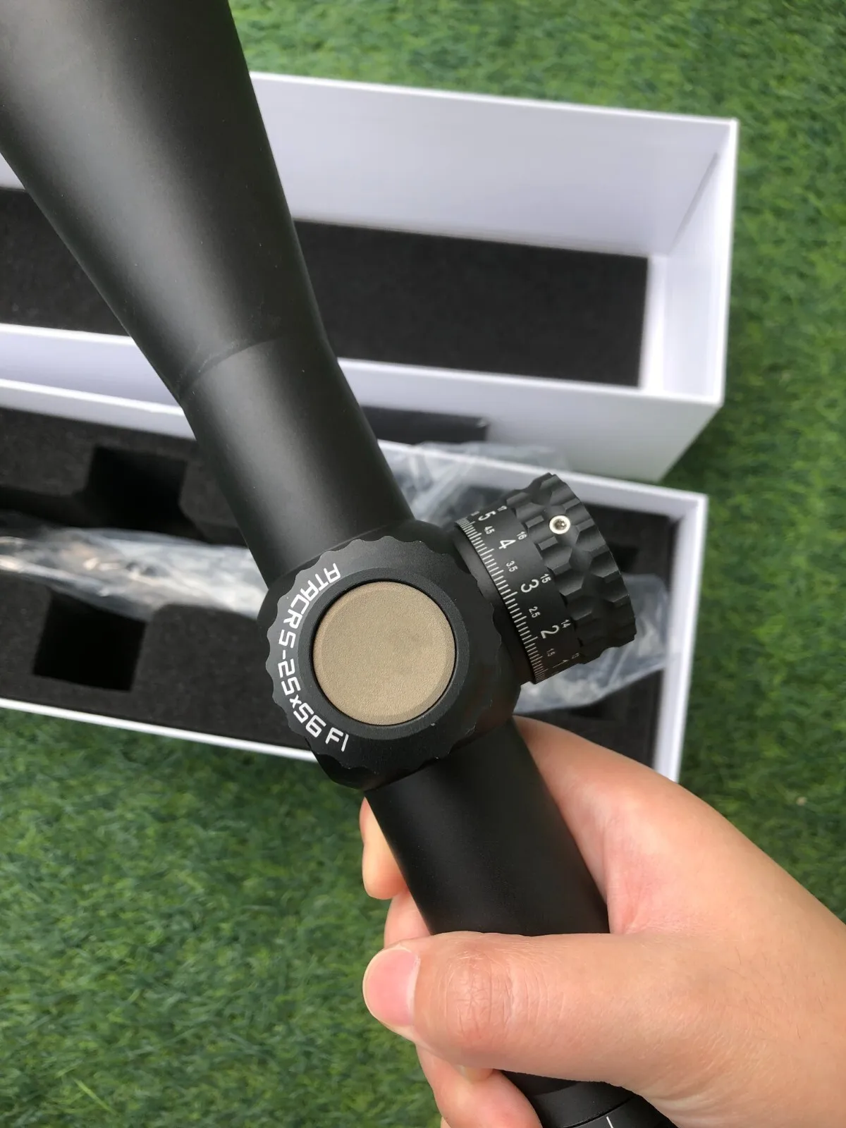 NF ATACR 5-25X56mm F1 FFP Riflescope مضيئة مع HORUS TREMOR3 شبكاني للصيد الحقيقي