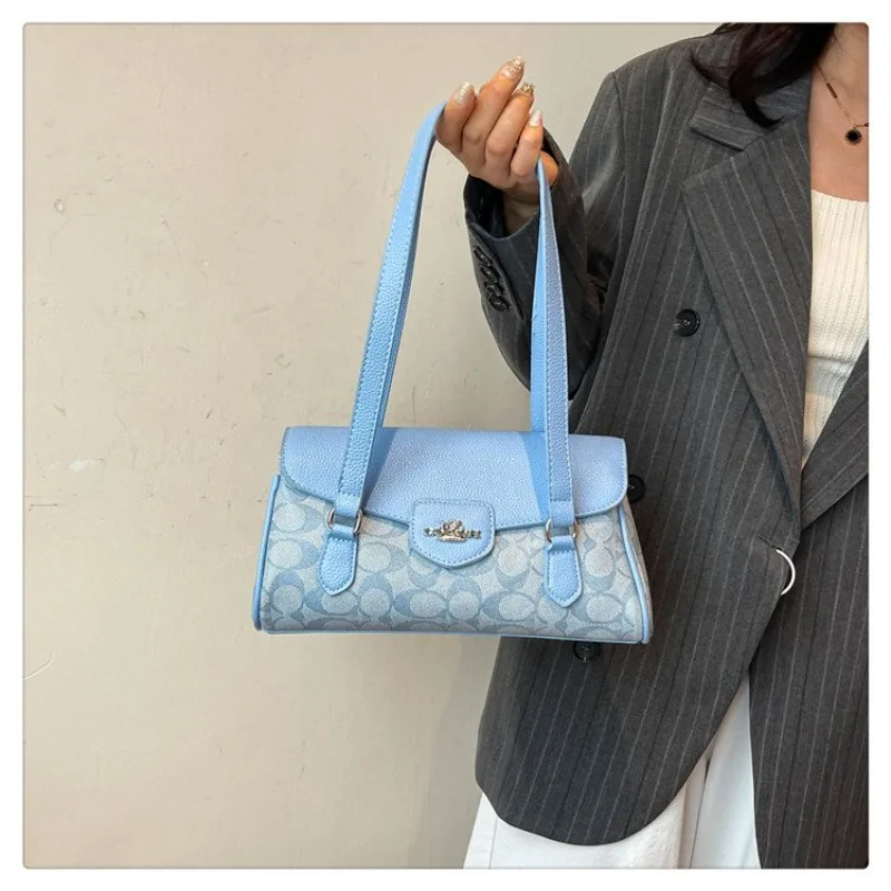 2025 New Light Luxury Bag Female Retro Niche Design Sense Shoulder Underarm Bag Senior Sense Temperament All Crossbody Bag