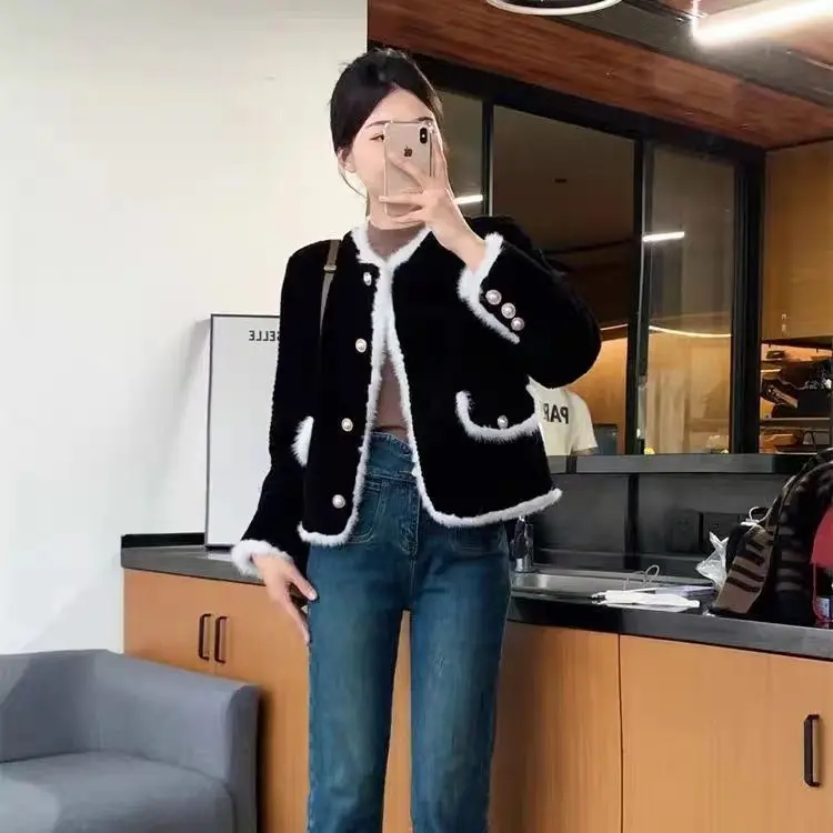 

Lamb Wool Jacket Woman Japanese Yellow Drawstring V-Neck Beach Sweet Skin-Friendly Anti-Freezing Varsity Top Outfits Clothing GF