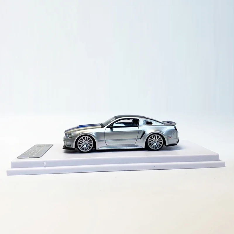 GDO 1:64 Model Car Mustang 2014 Refitting Alloy Die-Cast Sport Vehicle Silver Classical Collection