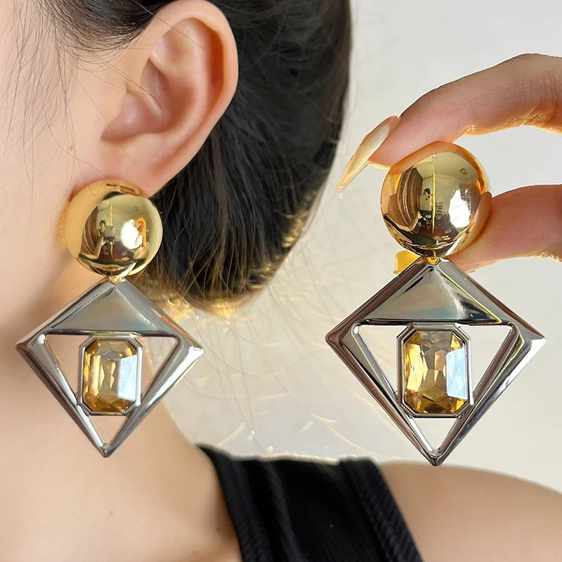 XIALUOKE European American Style Hollow Glossy Metal Square Geometric Large Earrings For Women Girls Fashion Party Jewelry