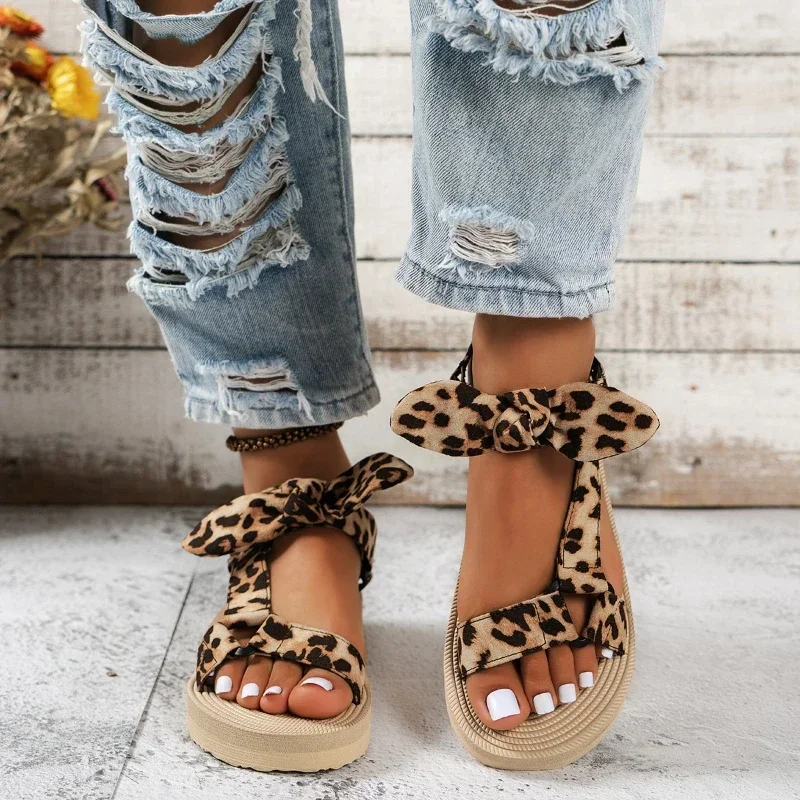 Women\'s Leopard Print Bow Sandals Summer Fashion Thick Soled Outdoor Beach Slippers Trend Flat Casual Shoes Lightweight