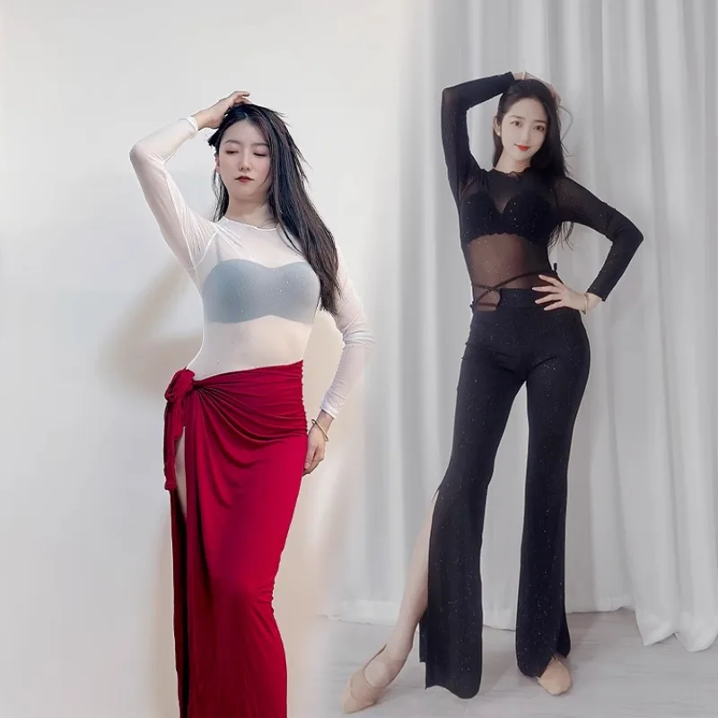 カスタマイズされたベリーダンス衣装シルバージャンプスーツエントリーレベルの基本トレーニングスーツセットプラスサイズの衣装長袖トップ白黒