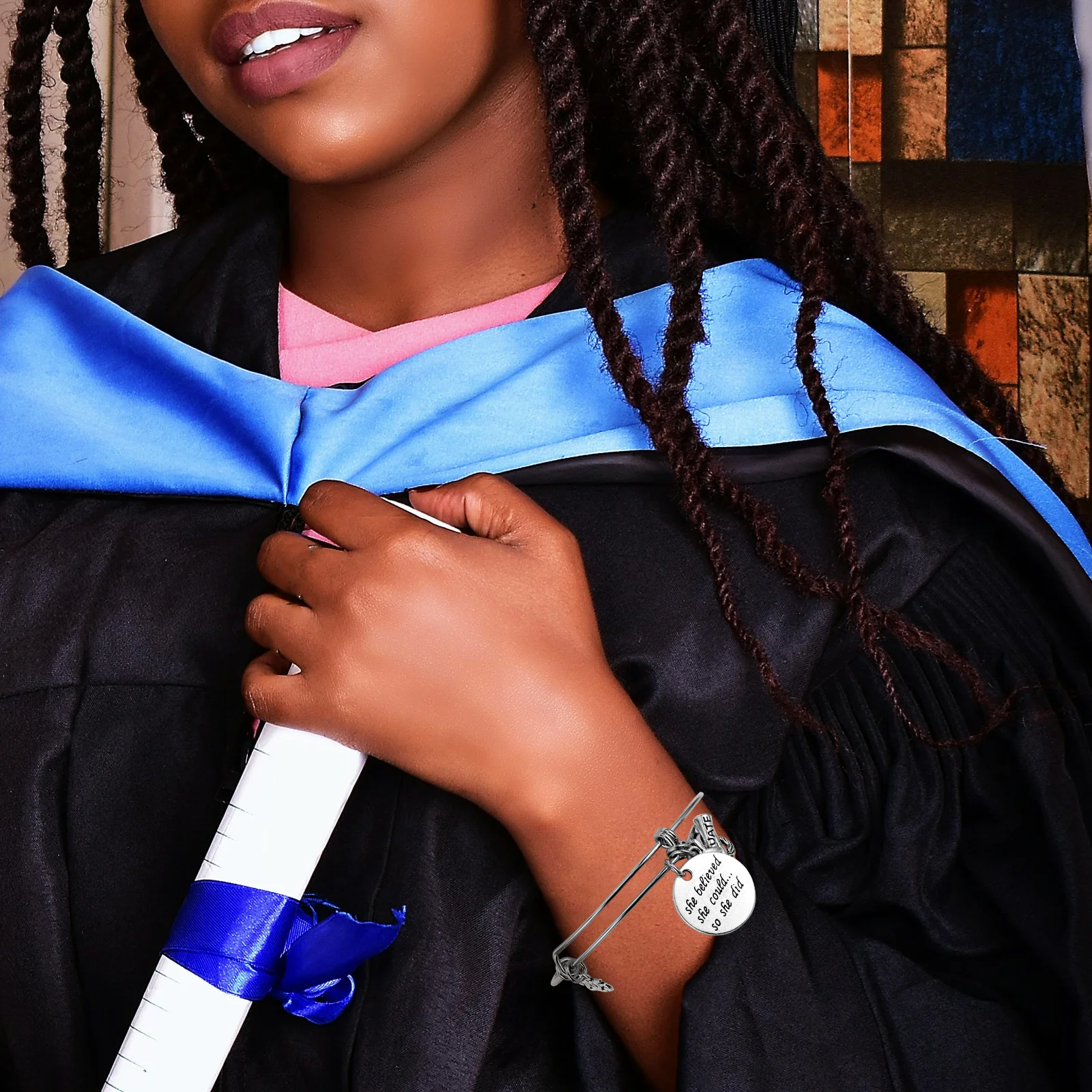 فئة 2025 سوار التخرج مجوهرات معدنية قابلة للتعديل تصميم شهادة قبعة فريدة من نوعها تذكار للخريجين #2