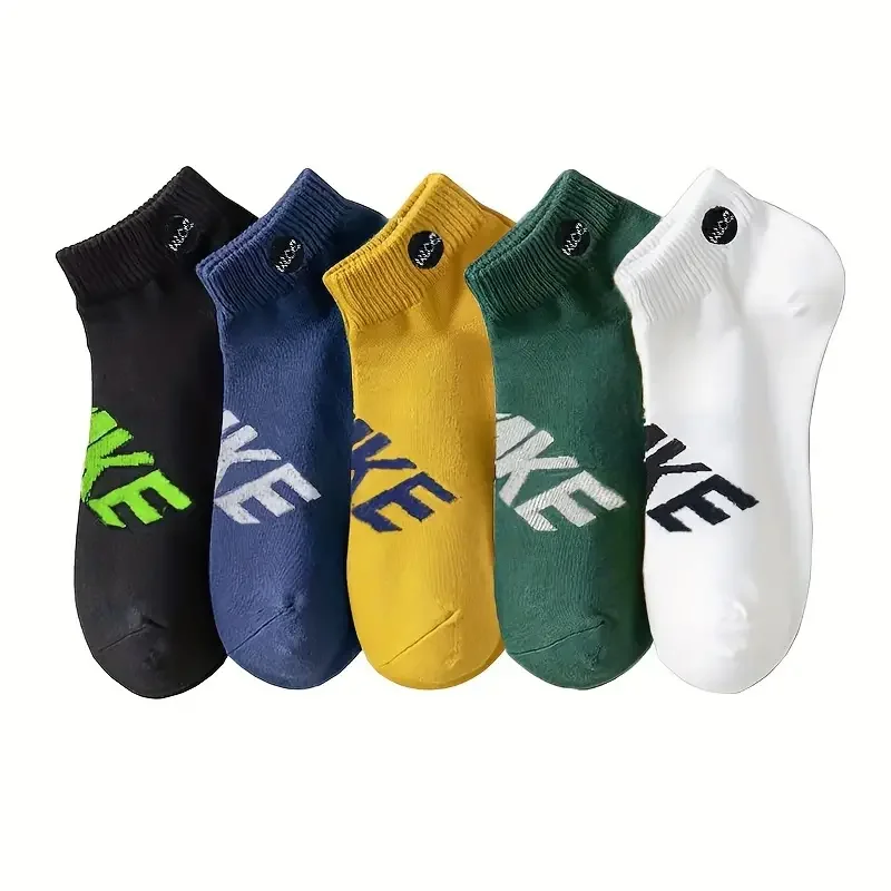 

5 pairs Comfy Men's Ankle Socks - Soft, Breathable, and Sweat Absorbent for Outdoor Wear