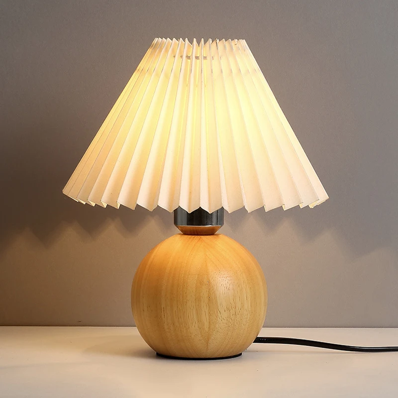 Nordic Style Girls Bedroom Study Three-Color Wooden Spherical Bedside Decorative Lamp Pleated Lampshade Solid Wood Table Lamp