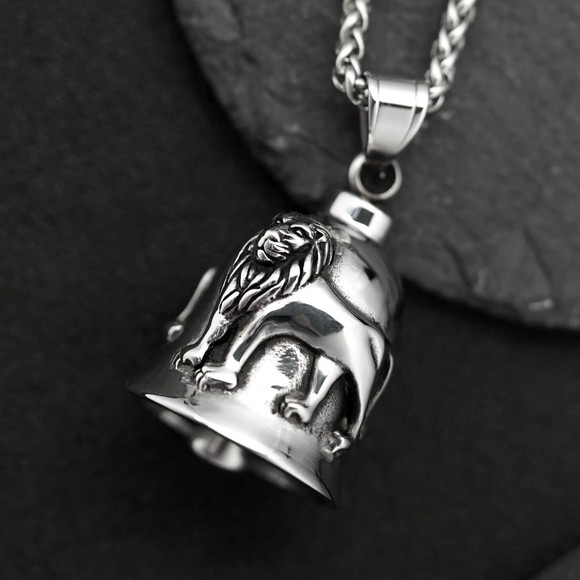 Lion Bell Motorcyclist Pendant Necklace Motorcycle Bell Riding Exorcism Accessory
