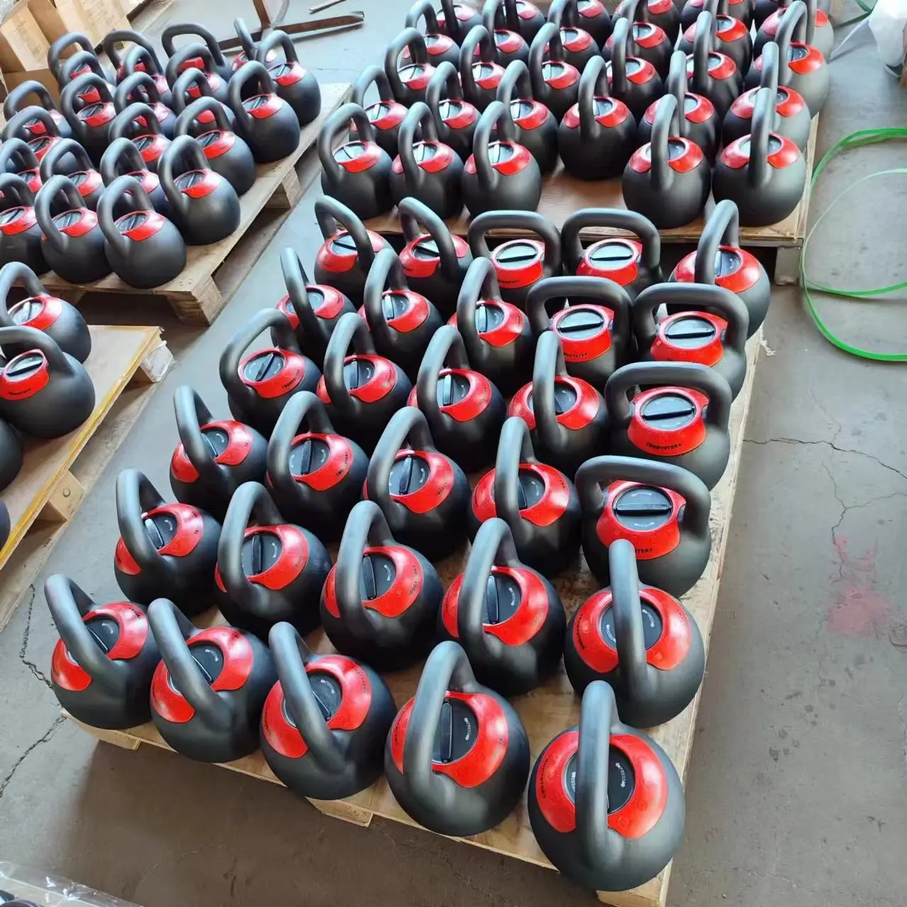 2025 الرجال الحديد الزهر Kettlebell قابل للتعديل Kettlebell لكامل الجسم قوة التدريب القرفصاء تجريب أجهزة لياقة بدنية منزلية حديثا