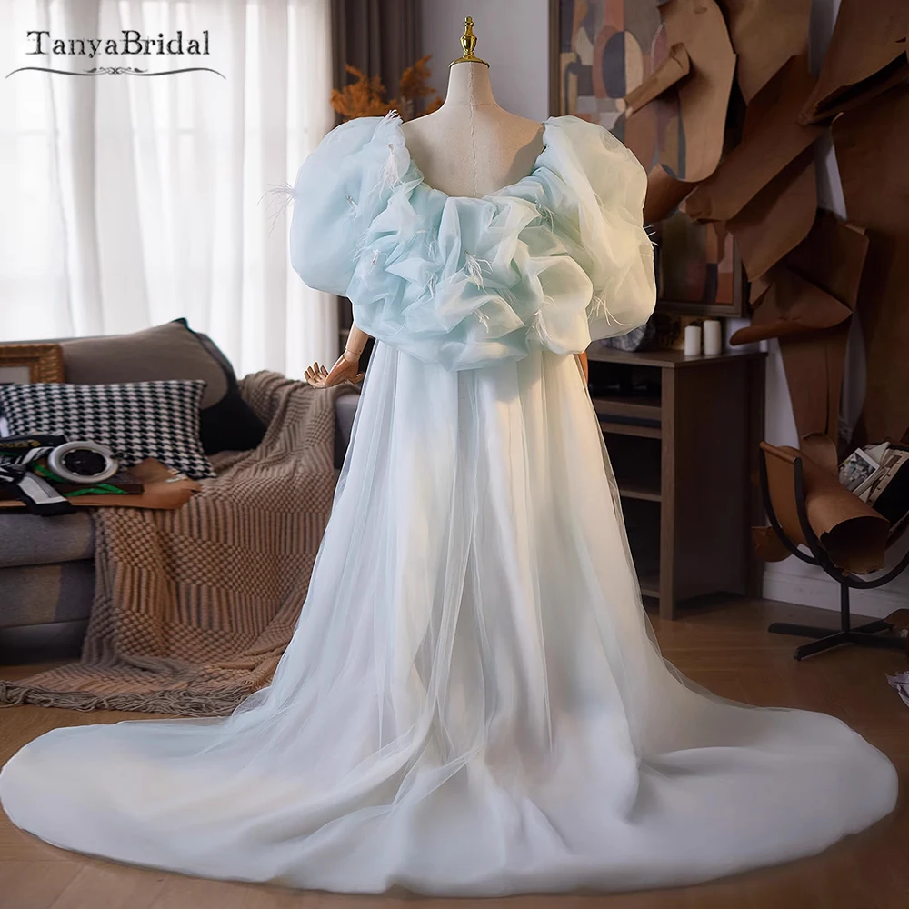 

Роскошная свадебная накидка из тюля с оборками и перьями, свадебная куртка со шлейфом, шикарная свадебная накидка DJ533