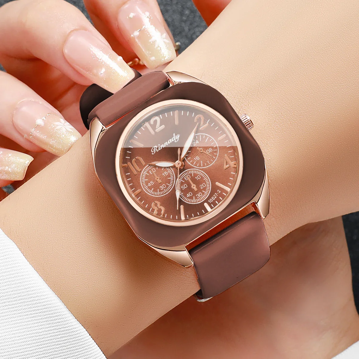 Women Vintage Square Quartz Watch Brown Silicone Strap Decorative Three Dials Sports Wristwatches Relogio Feminino（Without Box）