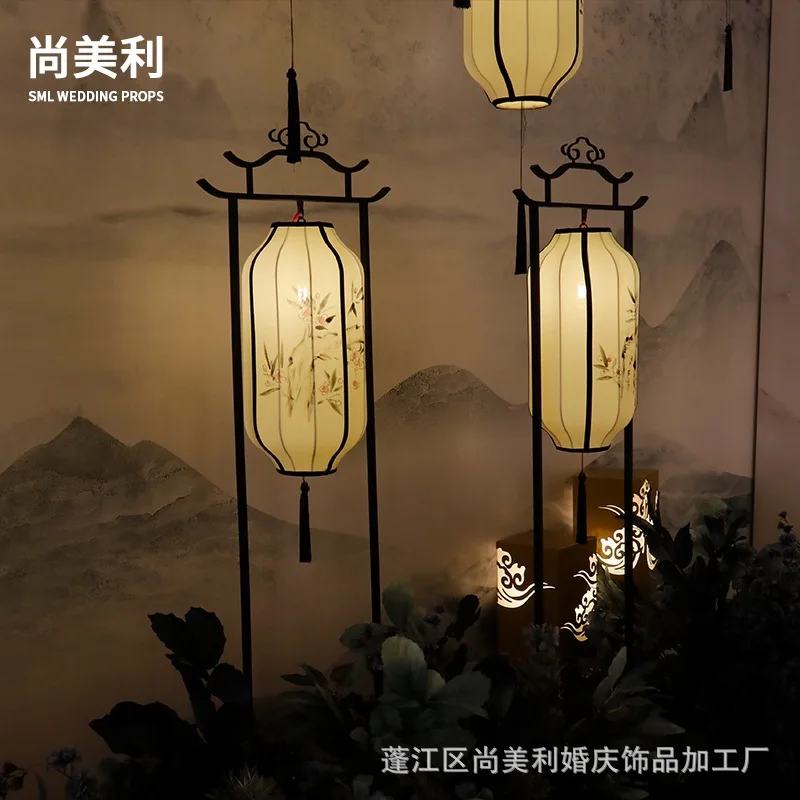 

Suitable for Chinese retro lantern props, road-based ancient style happy lanterns, wrought iron wedding hall, Mid-Autumn Festiva