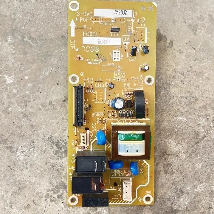 Suitable for disassemblings the main board for Panasonics microwave oven NN-GF351X computer board BC3-4-5XP