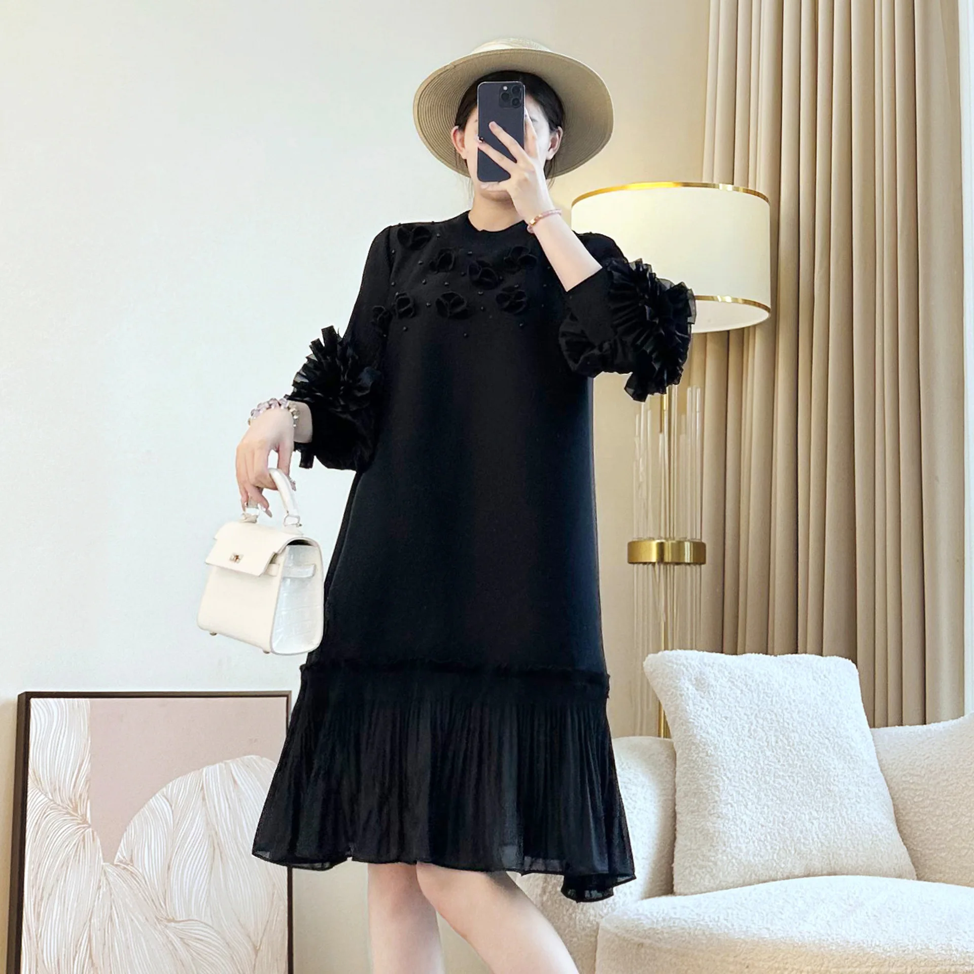 African Women's Miyake Pleated Dress Stereo Flower Loose Large Size Stretchy Temperament Long Dress Middle East Wrinkle-Free