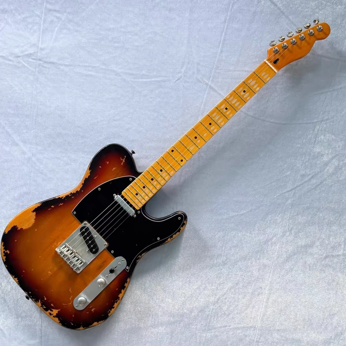 Factory Direct Sale: 22-String 6-String Electric Guitar, Matte Finish! In Stock!