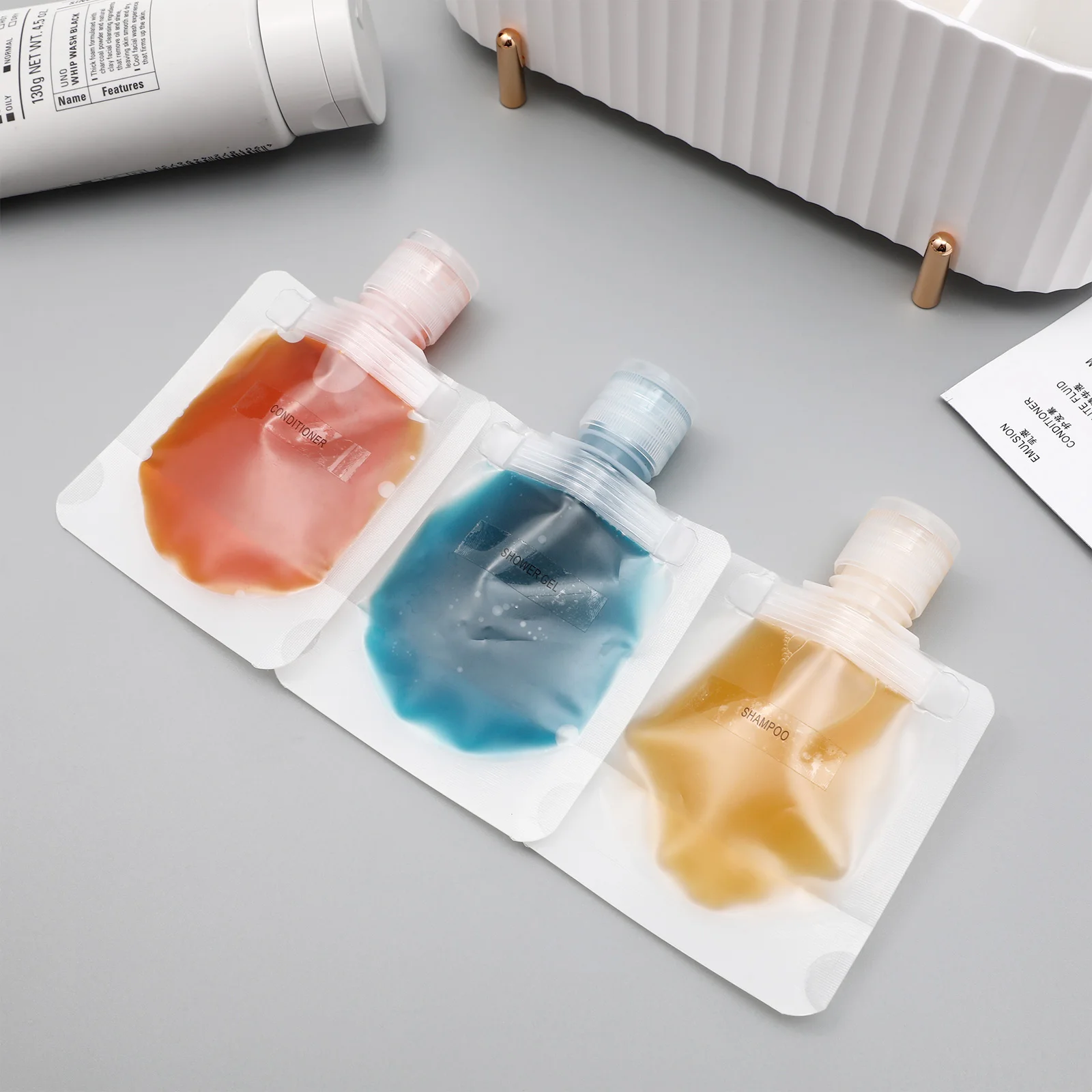 

1Set Small Lotion Sub Bag Travel Storage Leakproof Essential Portable Squeezable Pouch Lotion Bags Empty Storage Bags