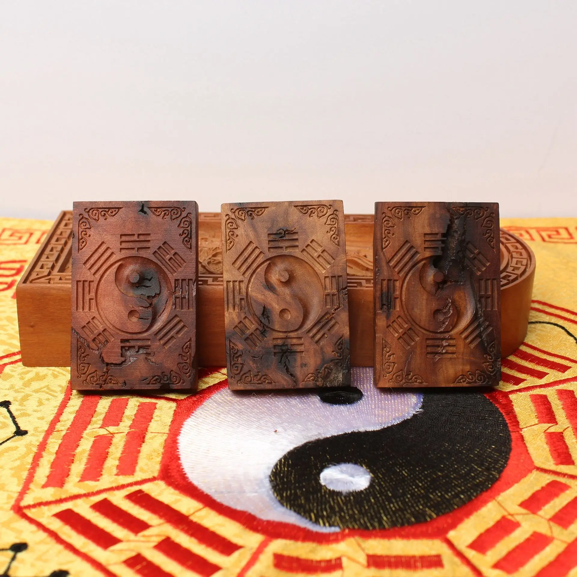 Lightning Strike Jujube Wood Bagua 46 Brand Wooden Plate Double-sided Carved Pendant Wooden Carved Handle Piece Taoist Crafts
