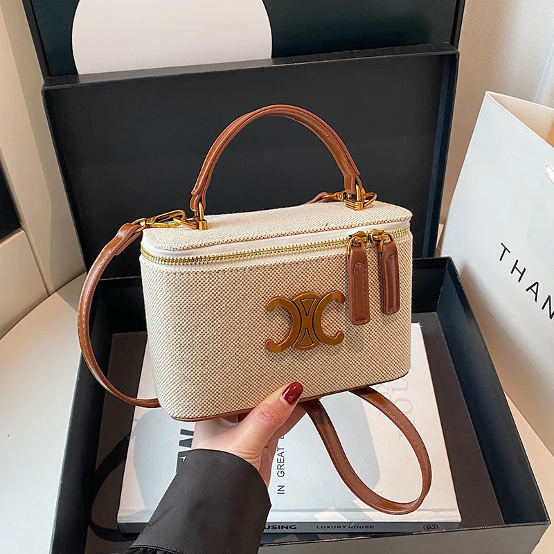 حقيبة صندوق ربيعي لعام 2025 للنساء، حقيبة كتف مربعة صغيرة عصرية، محفظة كروس أنيقة، حقيبة يد هندسية فريدة من نوعها