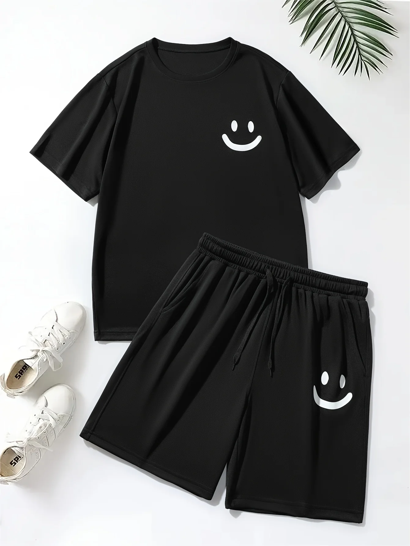Herren 2-teiliges lässiges Sport-Kurzarm-T-Shirt-Shorts mit Smiley-Aufdruck, lässiges Sport-Set