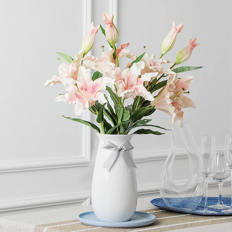 Simple countertop dining table ceramic vase, living room soft flower arrangement, decorative ornament