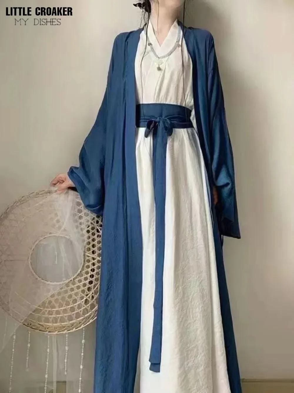 

Women Hanfu Dress Chinese Traditional Ancient Hanfu Costumes Classical 3PCS Retro Blue and White Daily Hanfu Suit