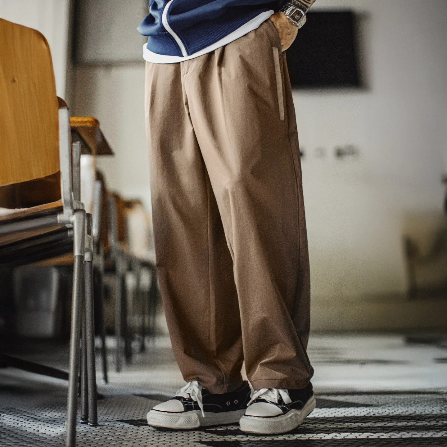 Maden Vintage ligero caqui pantalones casuales pantalones largos cónicos cintura elástica pantalones resistentes a las arrugas para hombres desplazamientos de otoño