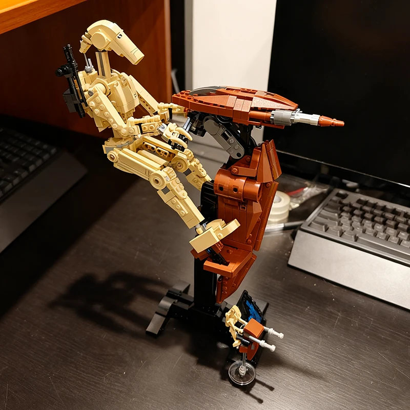 

Новинка 2025 года, строительные блоки Battle Droid, робот, модель инопланетянина, кирпичи, 1088 шт., игрушки для сборки, креативный подарок для детей