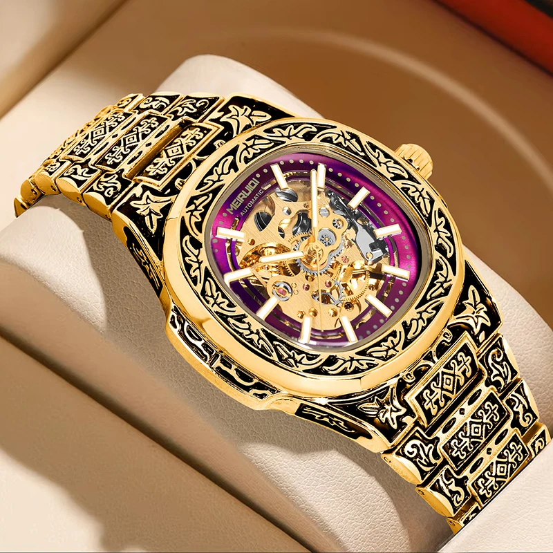 

Мужские полностью автоматические механические часы желто-фиолетового цвета в ретро-стиле с изысканным резным узором и полосками, украшенными элементами в виде гвоздей.