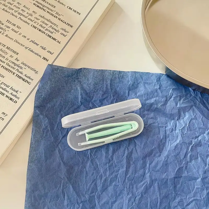 Kontaktlinsen-Etui-Set in Bonbonfarben, tragbar, leicht zu transportieren, mit Pinzette und Saugstift für den Urlaub. – Detail 7