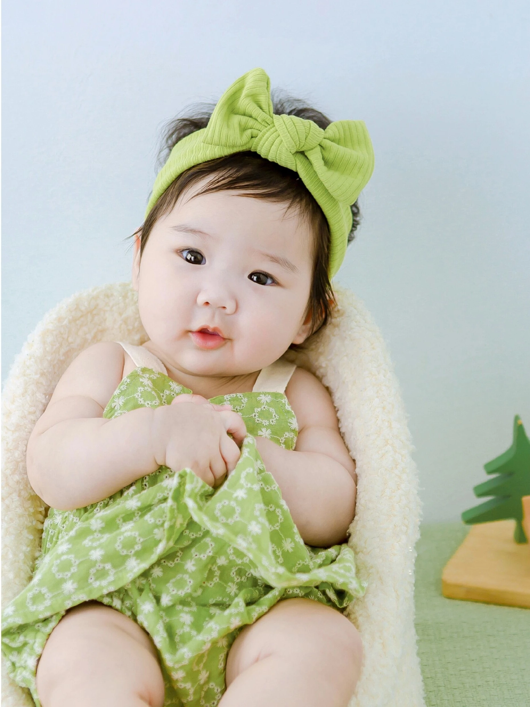 Childrens photography clothing green and fresh in summer girls suspender dress babys hundred day photo full year photo 아기 코스프레