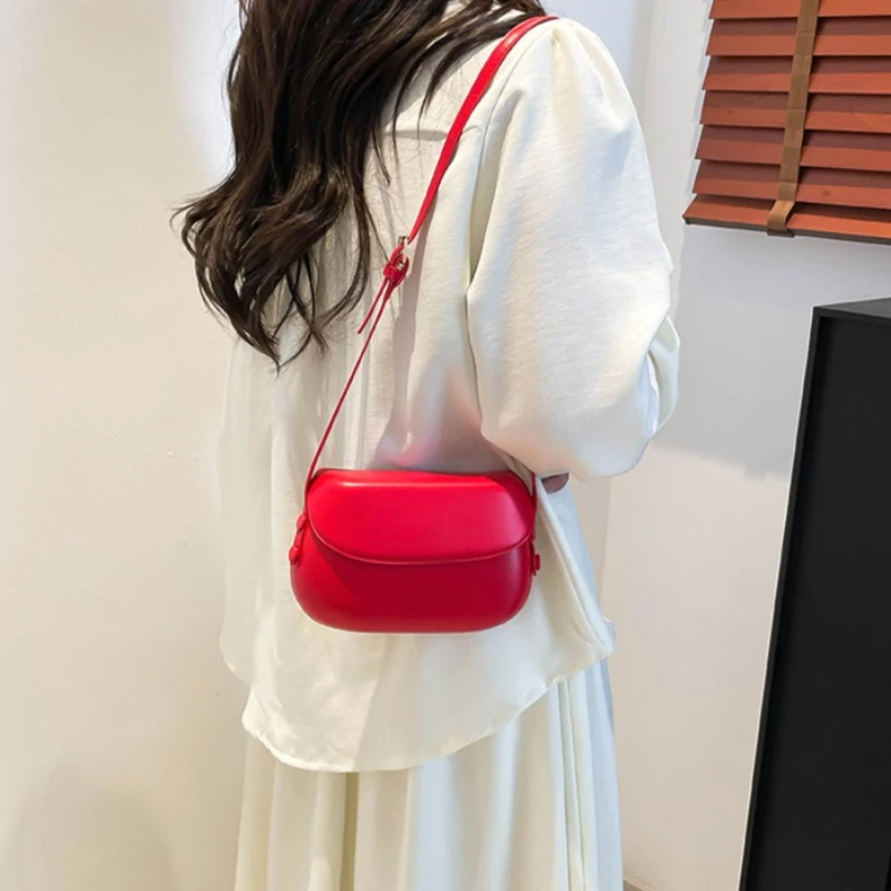 Damen-Umhängetasche aus PU-Leder, einfarbig, Schultertasche, kleine Tragetasche für Damen und Mädchen