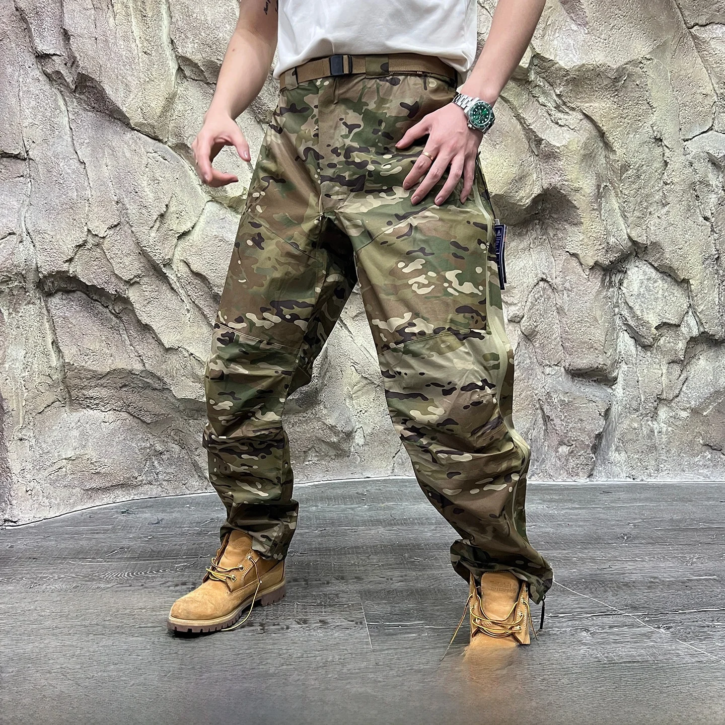 

High-End Hardell Ski Pants Men's Climbing Mountain Hiking Tactical Waterproof Breathable Straight Leg Nylon Trousers