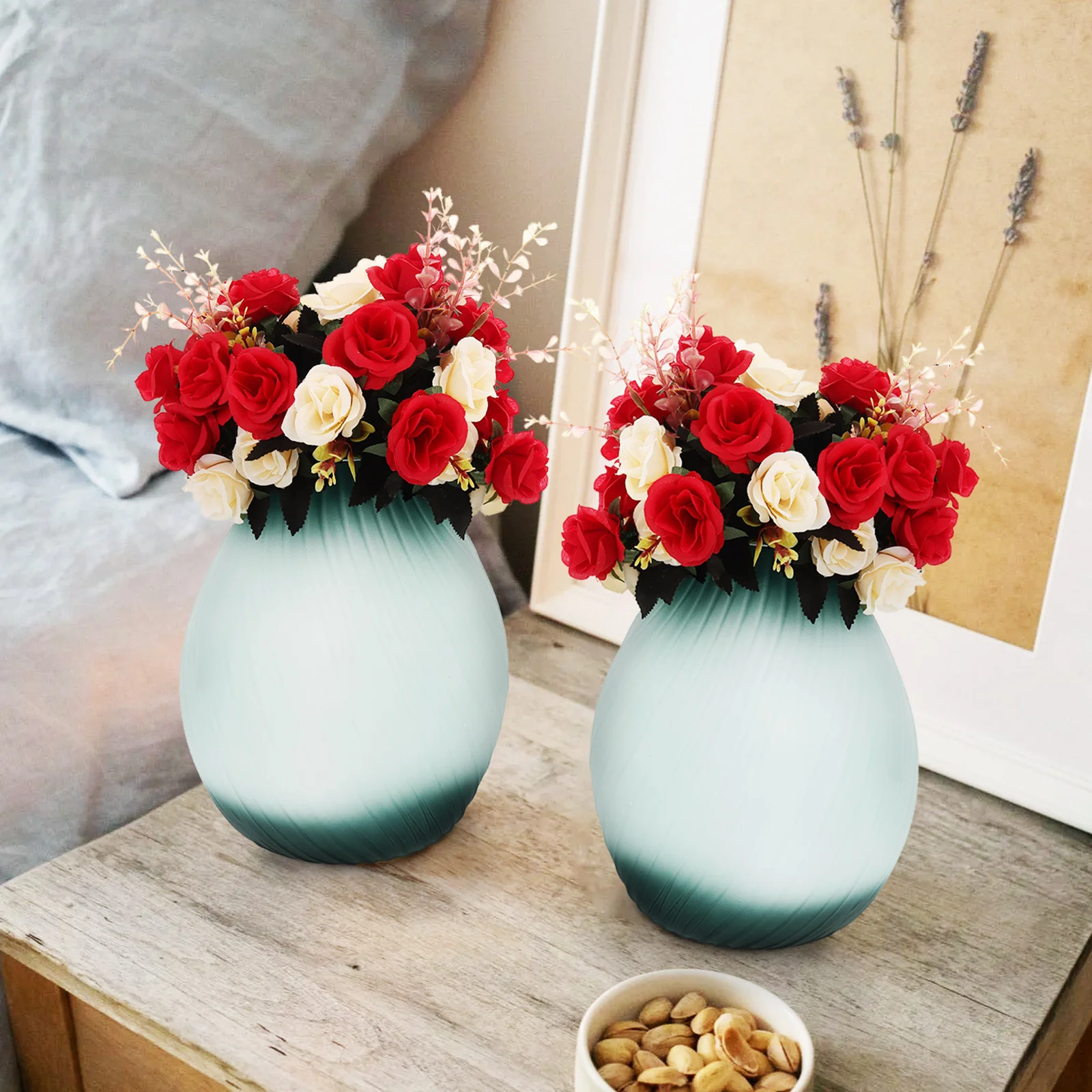 

Glass Flower Vase Small Exquisite Fine Workmanship Decorative Vase Perfect for Home Bedroom Bathroom Living Room Floral