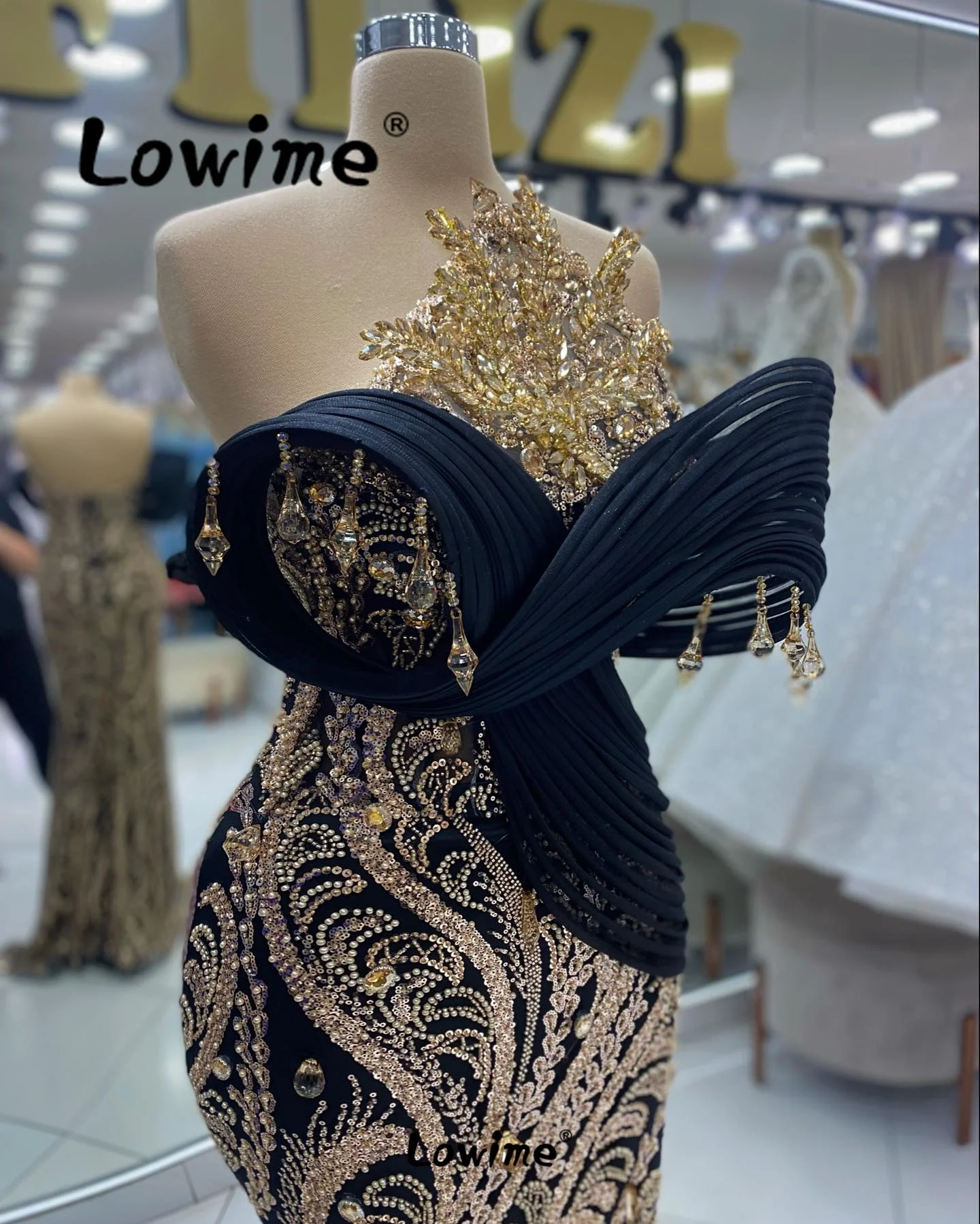 Black New Arrival Abendkleid Luxury 2024 Dubai Arabic Evening Dress Mermaid Aso Ebi Crystals Mermaid Prom Dresses Off Shoulder