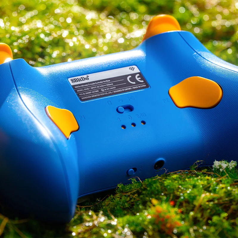 وحدة تحكم 8BitDo Ultimate ذات 3 أوضاع لأجهزة Xbox ومتوافقة مع Windows وApple وAndroid - إصدار نادر للذكرى الأربعين