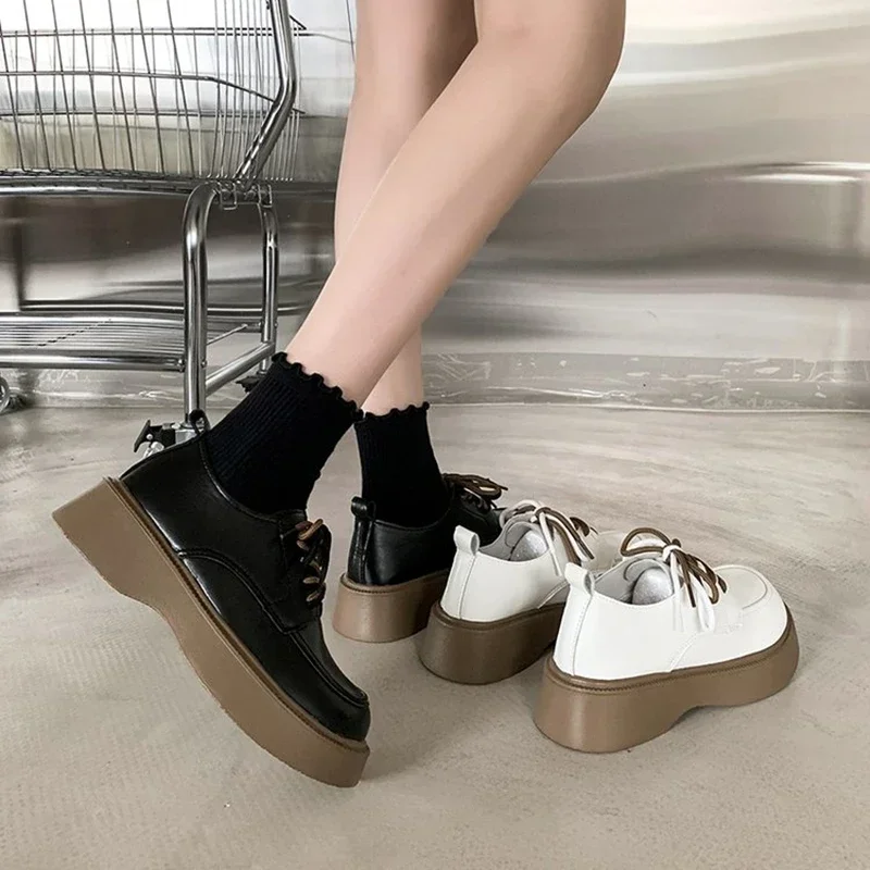 2024 Spring and Autumn New Style Fashionable and Comfortable Casual Women\'s Shoes Round Toe Shallow Mouth Thick Sole Shoes