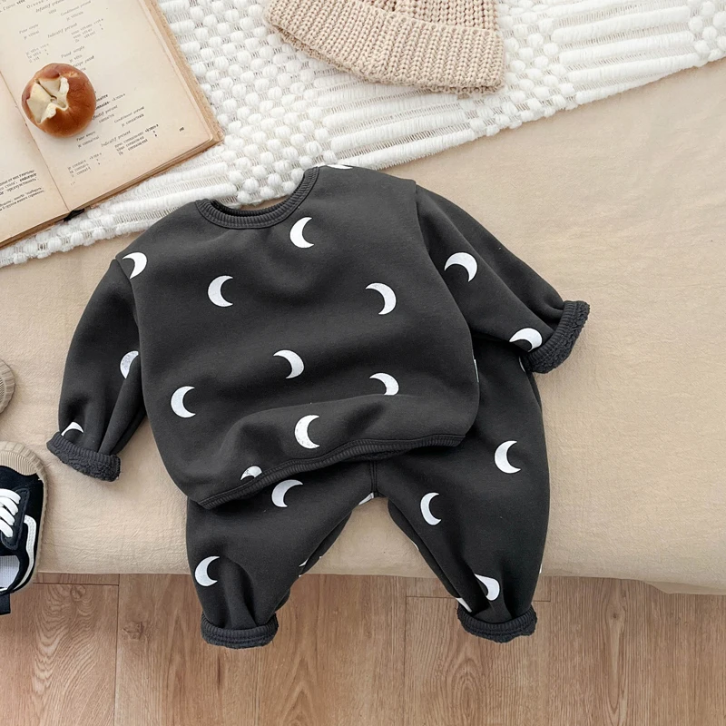 IYEAL Autumn Winter Newborn Baby Cute Clothes Set Cotton Long Sleeve Tops T-shirt + Pants Baby Boys Girls Fleece Pajamas Suit