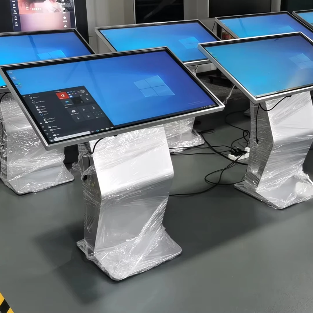 شاشة تفاعلية متعددة الحجم K نوع عرض LCD تعمل باللمس آلة الاستفسار الكل في واحد معلومات الإعلان كشك أفقي