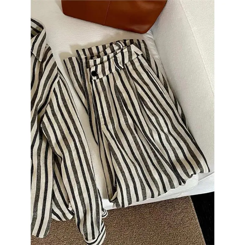 กางเกงขายาวเอวสูงทรงหลวมลายทางผ้าฝ้ายลินินสำหรับผู้หญิงใส่สบายๆ ทรงตรงแบบหลวมๆ เหมาะสำหรับฤดูร้อน