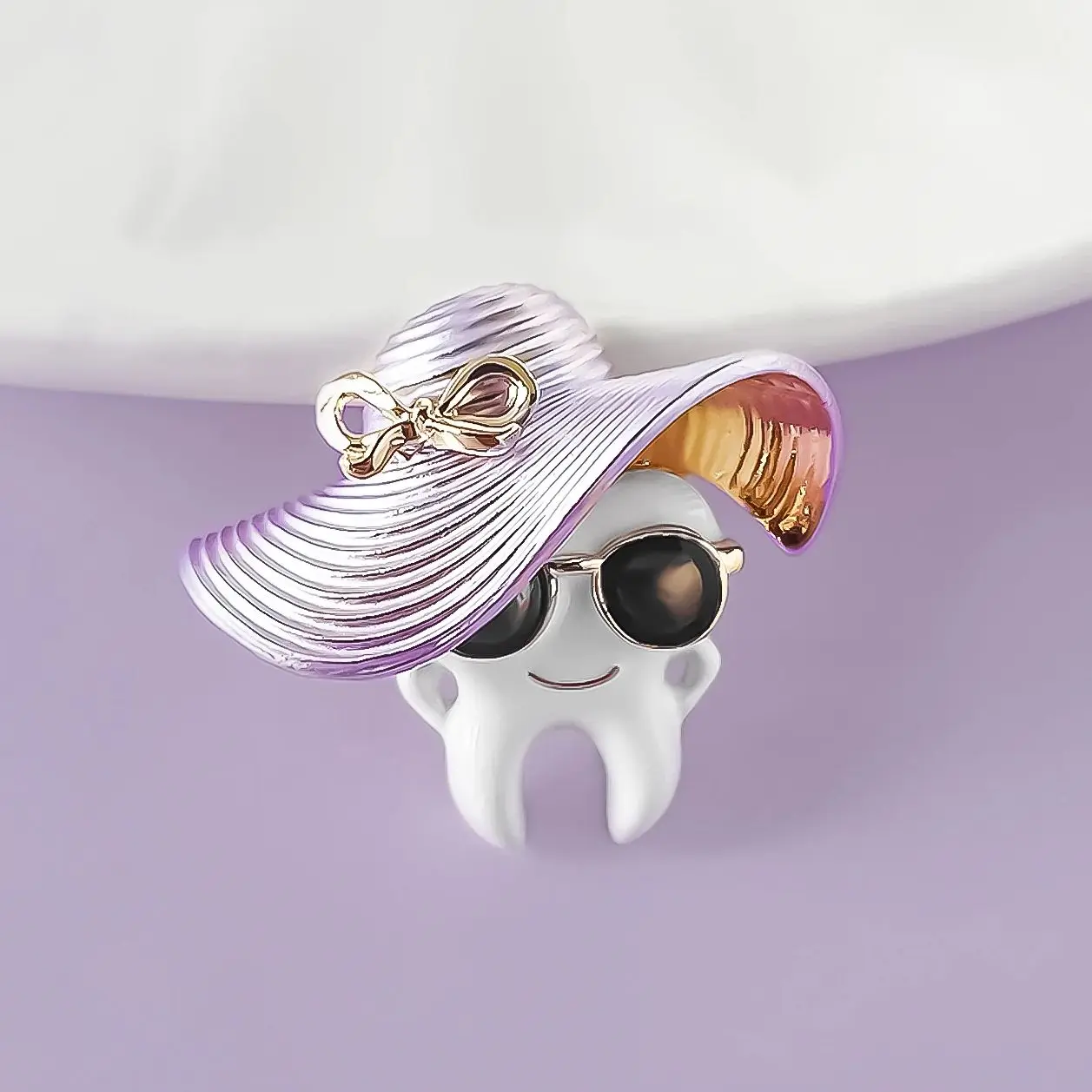 Creative Tooth Brooch Medical Dental Vacation Sunglasses Summer Style Leisure Teeth Pin Lapel Hats Badge Gift for Dentist Nurse