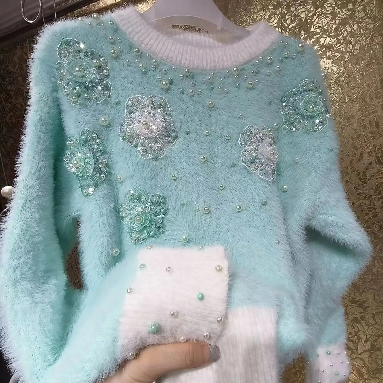 真珠で刺繍された女性用ニットプルオーバー,厚くて暖かいセーター,豪華なトップス,婦人服,2022