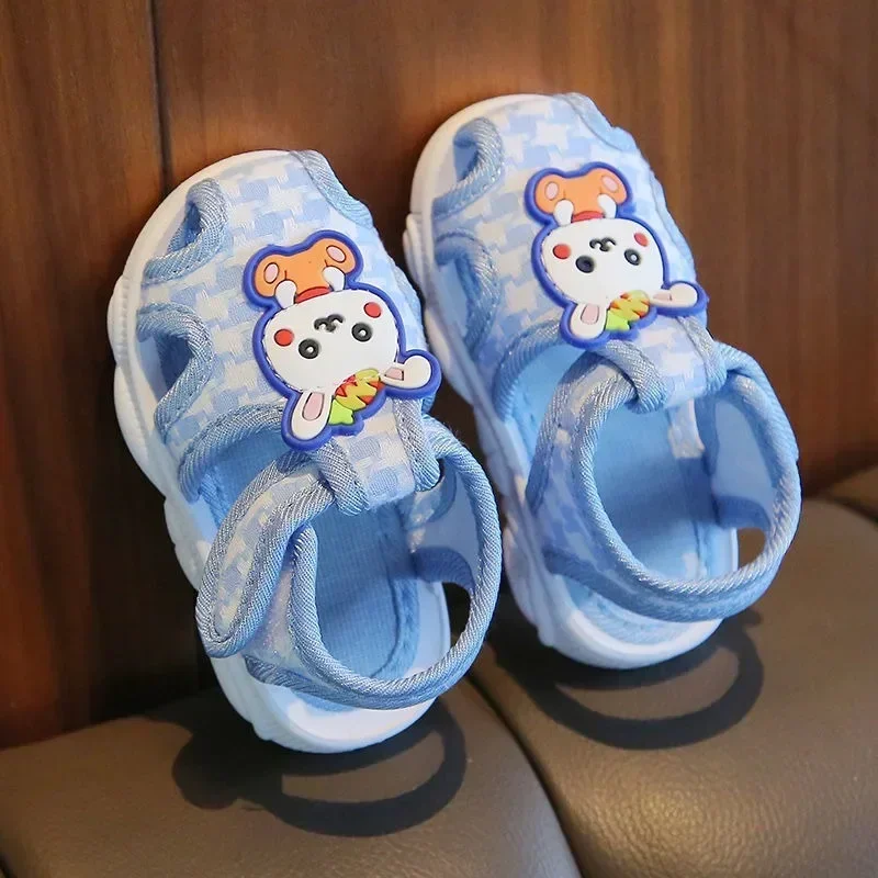 

Милая скрипучая обувь, летние новые стильные детские сандалии для детей 0-1-2 лет, кричащая обувь с героями мультфильмов, нескользящая обувь для малышей на мягкой подошве